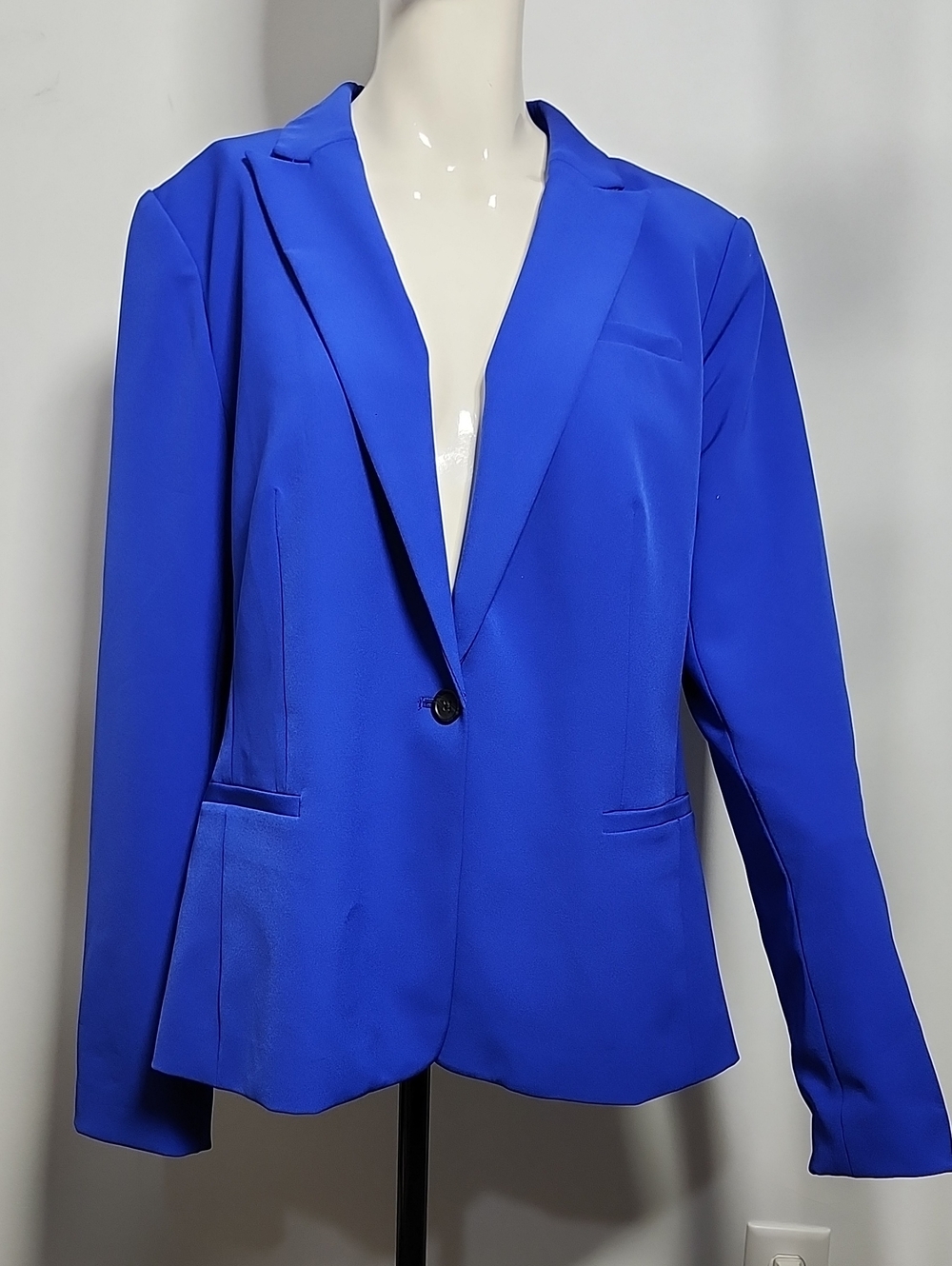 Banana Republic Tailored Blazer in Electric Blue